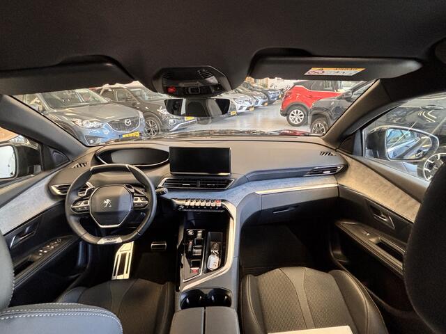 Peugeot 3008 1.2 GT * BLIND SPOT * NAVI * CARPLAY * KEYLESS