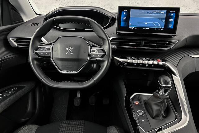 Peugeot 3008 1.2 PureTech | Camera | LED koplampen | Navigatie | Cruise control