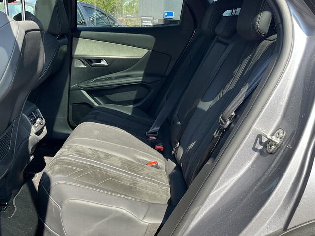 Peugeot 3008 1.6 HYbrid 225 GT Pack Business | BOMVOL!! | PANO | ELKT. ACHTERKLEP | STOELVERWARMING | APPLECARPLAY | RIJKLAAR MET 12 MND BOVAG GARANTIE | ACHTERUITRIJ CAMERA | ADAP. CRUISE | DODE HOEK |