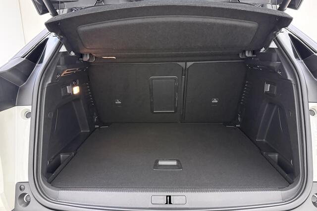 Peugeot 3008 1.2 PureTech Blue Lease Premium | Cruise control | Achteruitrijcamera | Parkeersensoren | Elektrische achterklep | Keyless entry | Halflederen bekleding | Apple/Android Carplay | Airco | Lane-keeping systeem | Hill hold