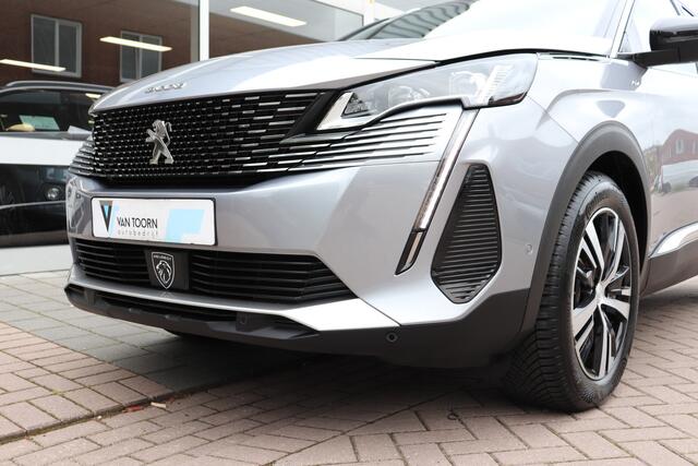 Peugeot 3008 1.2 PureTech GT Automaat. Navigatie, afneembare trekhaak.