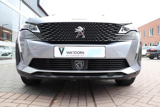 Peugeot 3008 1.2 PureTech GT Automaat. Navigatie, afneembare trekhaak.