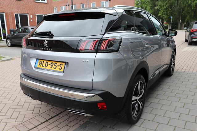 Peugeot 3008 1.2 PureTech GT Automaat. Navigatie, afneembare trekhaak.