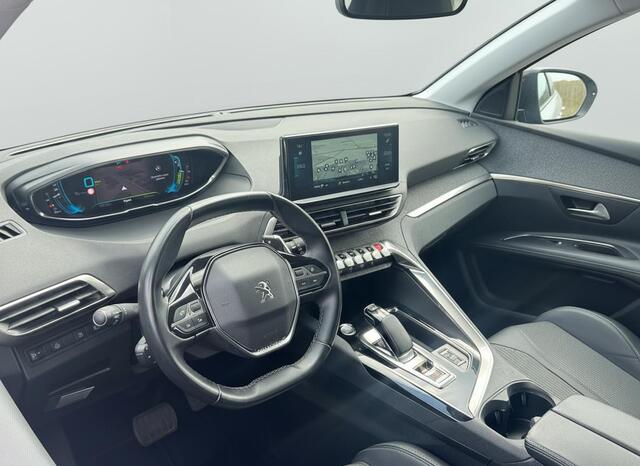 Peugeot 3008 1.6 HYbrid 225 Allure Pack Business