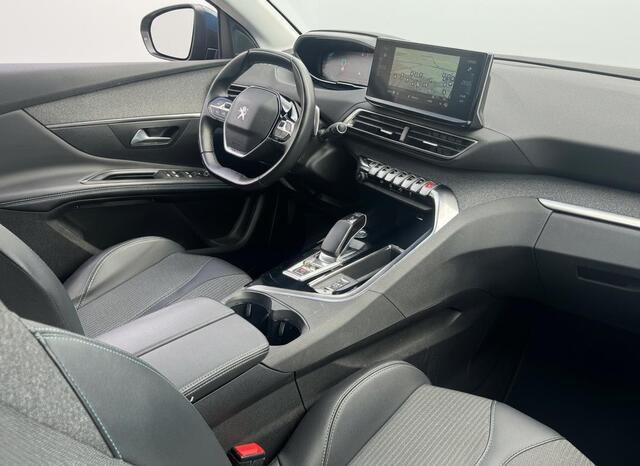 Peugeot 3008 1.6 HYbrid 225 Allure Pack Business