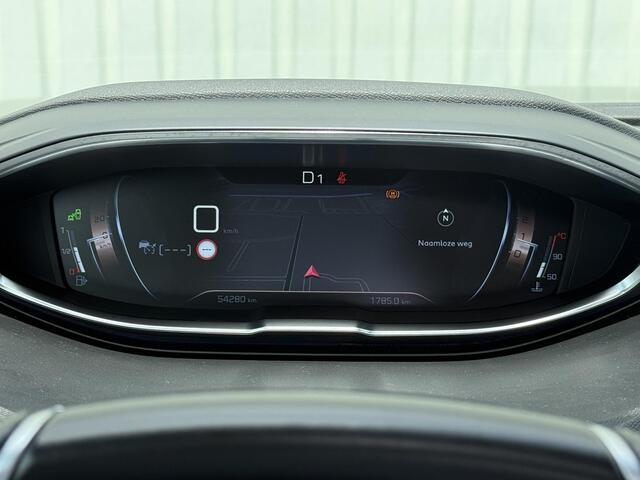 Peugeot 3008 1.6 e-THP GT Line / Trekhaak 1550 KG trekgewicht / Panoramadak / Stoelverwarming / Voorruitverwarming / Keyless Entry & Start / All Season banden / 360 Camera /