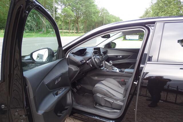Peugeot 3008 1.2 PureTech Allure NAVI TREKHAAK