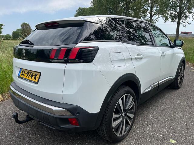 Peugeot 3008 1.2 PureTech Blue Lease Premium