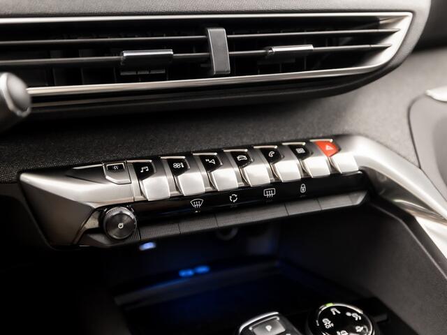 Peugeot 3008 1.2 PureTech Premium Sport Automaat (PANORAMADAK, APPLE CARPLAY, GROOT NAVI, 360 CAMERA, KEYLESS, SPORTSTOELEN, LEDER, ELEK ACHTERKLEP, ADAPTIVE CRUISE, DRIVE MODE, NIEUWSTAAT)