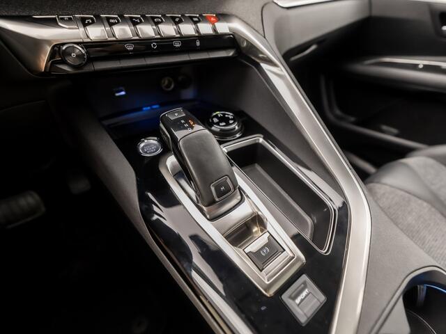 Peugeot 3008 1.2 PureTech Premium Sport Automaat (PANORAMADAK, APPLE CARPLAY, GROOT NAVI, 360 CAMERA, KEYLESS, SPORTSTOELEN, LEDER, ELEK ACHTERKLEP, ADAPTIVE CRUISE, DRIVE MODE, NIEUWSTAAT)
