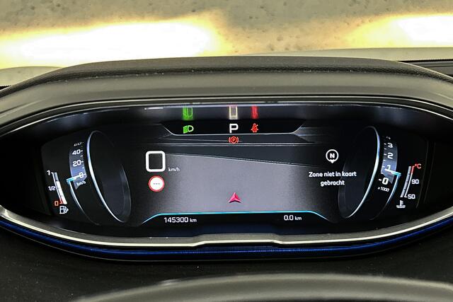 Peugeot 3008 1.6 e-THP Blue Lease Premium | Camera | Half leder | Trekhaak | Cruise control
