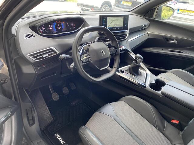 Peugeot 3008 1.2T 130pk Allure Pack Business | Keyless Entry | LED Koplampen | Achteruitrijcamera | Navigatie | Privacy Glass | Half lederen bekleding