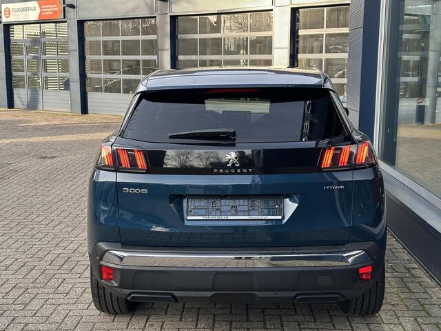 Peugeot 3008 1.6 HYbrid 180 PK Allure Pack Business | Plug In Hybride | Slechts 9200 KM | Navigatie | LED Verlichting | Camera | Parkeersensoren V+A | Digitaal Dashboard | Keyless Entry | Lichtmetalen Velgen 18 Inch | Climate Control | Cruise Control |