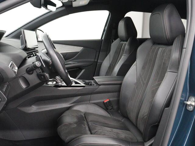 Peugeot 3008 1.6 HYbrid 225 GT Pack Business | SOH 92,5% | Stoelverwarming | Focal Sound | Adaptive cruise | 360 Camera | Alcantara | Carplay | Massage | Memory | Navigatie | Park Assist | PHEV | Plug In