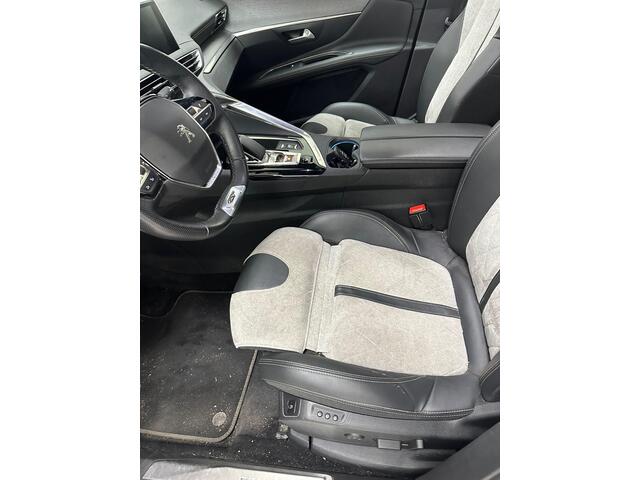 Peugeot 3008 1.6 HYbrid4 300 GT TREKHAAK | PANORAMADAK | NAVIGATIE | ACHTERUITRIJCAMERA