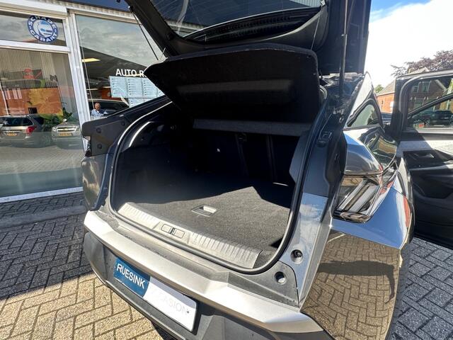 Peugeot 3008 1.2 HYB 145 ALLURE