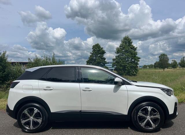 Peugeot 3008 1.2 PureTech Blue Lease Executive