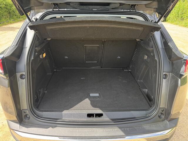 Peugeot 3008 1.2 Puretech EAT8 Allure Premium Business *LED/NAVI/CAMERA