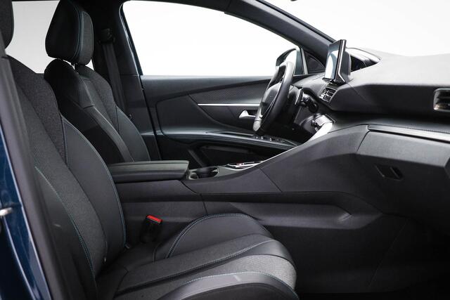 Peugeot 3008 1.6 HYbrid 225 Allure | SOH 99% | LED | DAB | APPE | NAVIGATIE | CAMERA | 18"