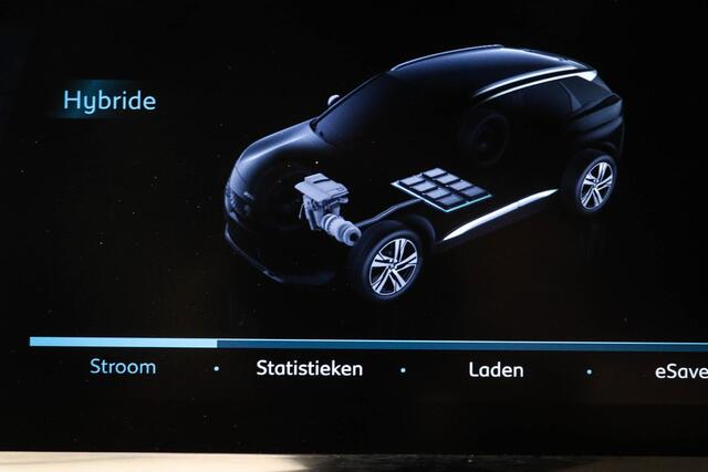 Peugeot 3008 1.6 HYbrid 225 Allure | SOH 99% | LED | DAB | APPLE | CAMERA | 18"