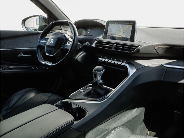 Peugeot 3008 1.2 130pk GT Line Sportstoelen/ Carplay/ 360 camera/ Cruise control/ Elek. achterklep