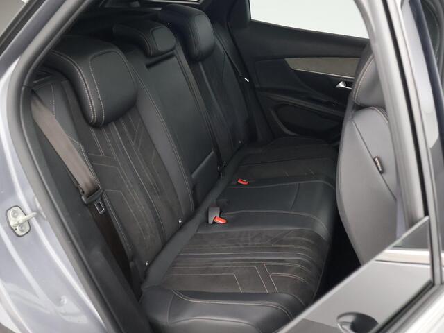 Peugeot 3008 1.6 HYbrid4 300 PK GT + PANORAMA | FOCAL AUDIO | 19 INCH | CAMERA | STOELVERW.