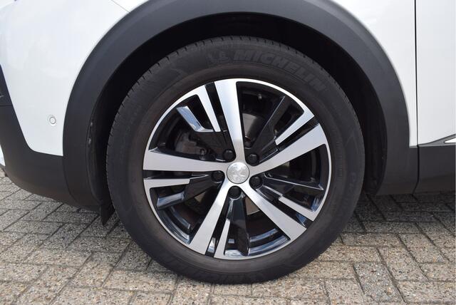 Peugeot 3008 1.2 GT 130PK | Automaat | Trekhaak | LED | Camera | Navi
