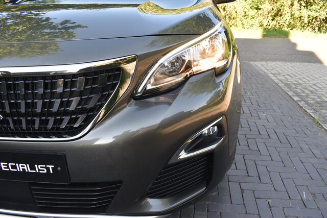 Peugeot 3008 1.2 PureTech GT Line PANO, HALF LEER, NIEUWST.