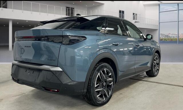 Peugeot 3008 1.2 Hybrid 145 GT Exclusive Trekhaak/Electr vestelbare stoel met massage