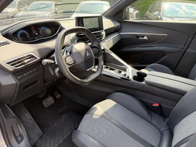 Peugeot 3008 1.6 HYbrid 180 PK Allure Pack Business | Automaat | Plug-In Hybride tot 50 KM Elektrisch | Navigatie | LED Verlichting | Climate Control | Dode Hoek Detectie | Adaptieve Cruise Control | Camera | Parkeersensoren V+A | 18" Lichtmetalen Velgen | Hoge Zitpos