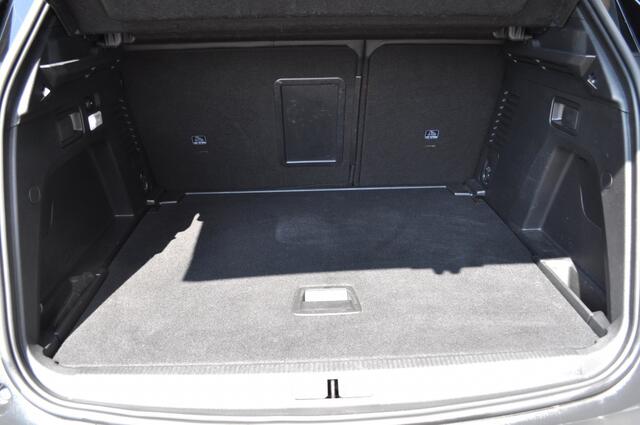 Peugeot 3008 1.6 GT Aut pano key-l focal elek stoel+mass adapcrc
