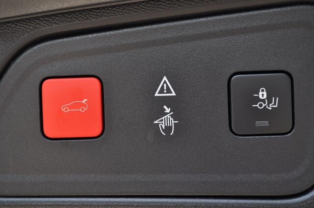 Peugeot 3008 1.6 GT Aut pano key-l focal elek stoel+mass adapcrc