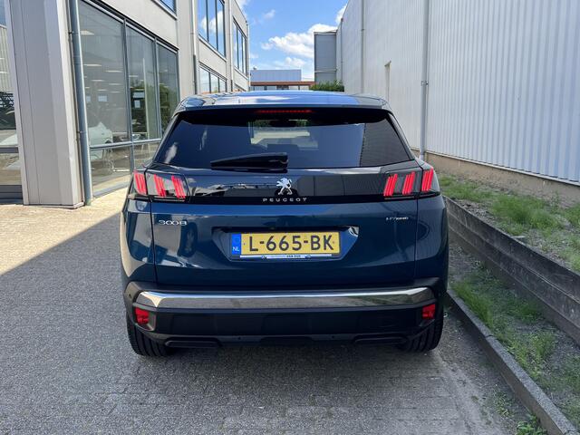 Peugeot 3008 1.6 HYbrid 225 Allure