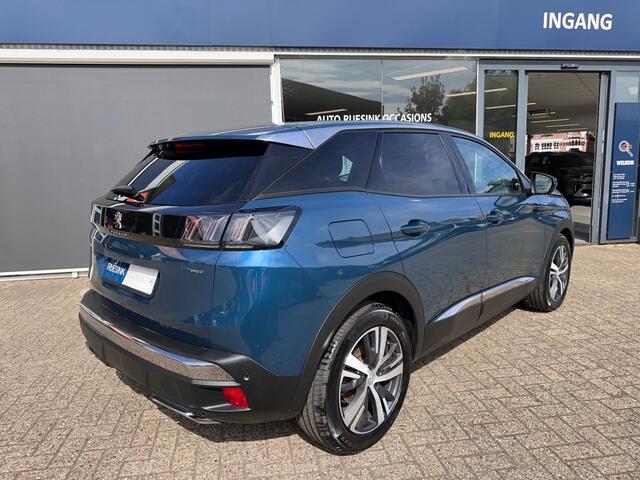 Peugeot 3008 1.6 HYBRID ALLURE