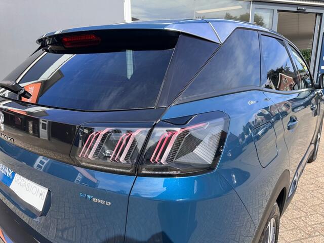 Peugeot 3008 1.6 HYBRID ALLURE