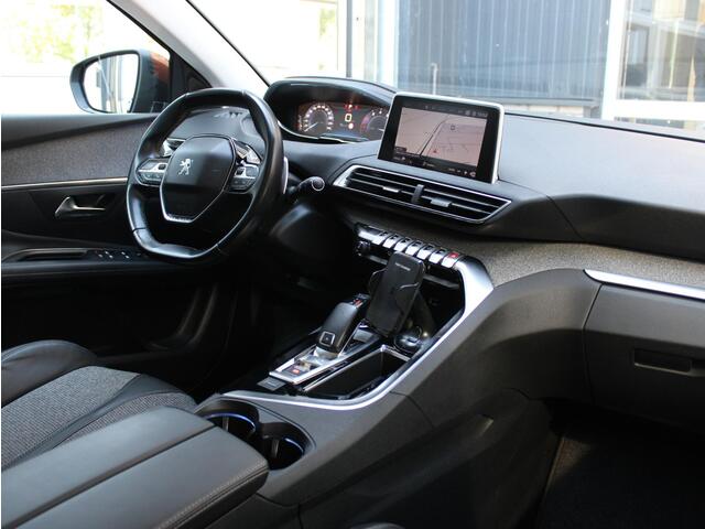 Peugeot 3008 1.6 e-THP Allure Automaat | Camera/Trekhaak/Navi/1550KG Trekgewicht