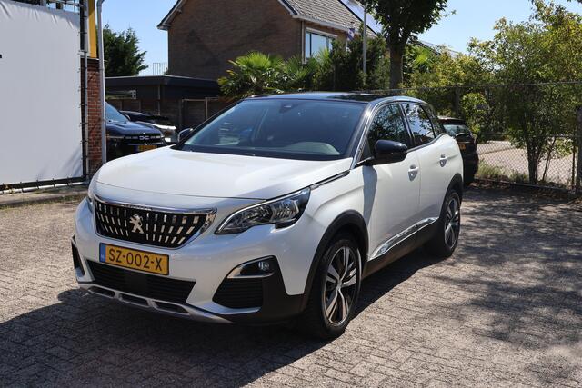 Peugeot 3008 131PK Allure Automaat / NL-Auto / Clima / Cruise / Metallic white