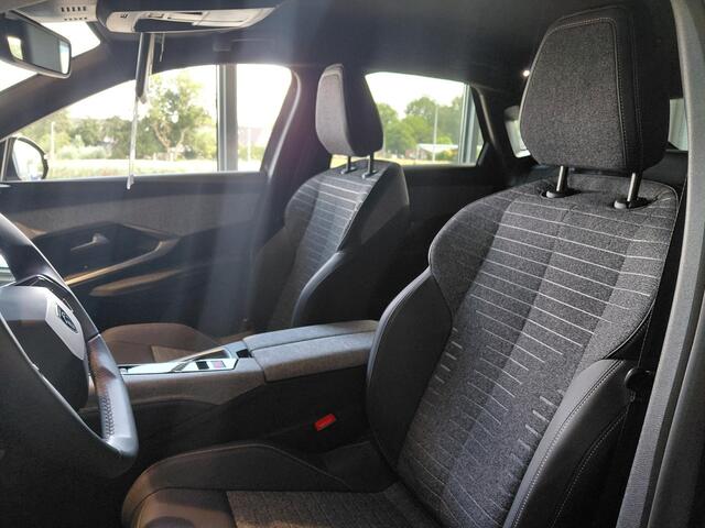Peugeot 3008 1.6 plug-in Hybrid 195 Allure