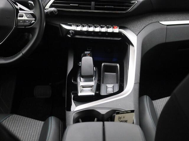 Peugeot 3008 1.6 HYbrid 225 GT | Automaat | Navigatie | Half leder | Camera | Climate control | Apple carplay | Cruise control