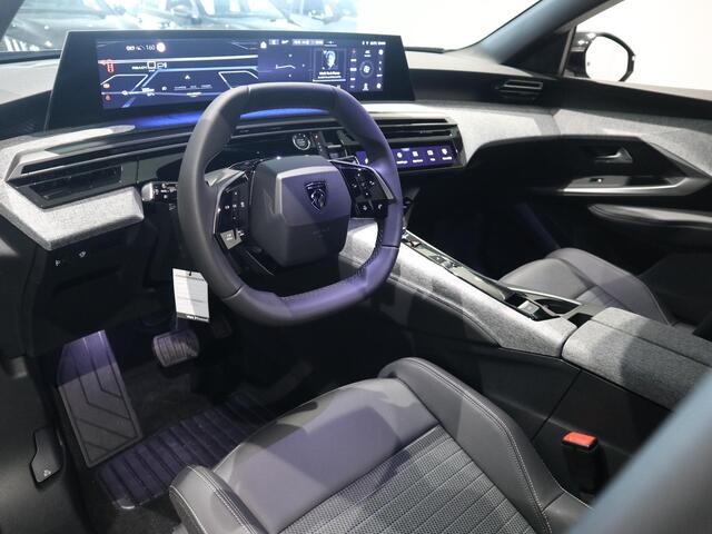 Peugeot 3008 Plug-in Hybrid 195 Allure - TREKHAAK - PANORAMIC COCKPIT - 7,4kW LADER