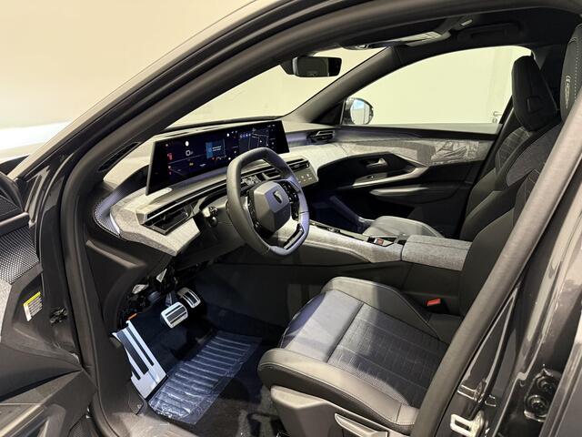 Peugeot 3008 1.2 Hybrid 145 GT l NAVI | CARPLAY ANDROID AUTO | STOELVERWARMING | CAMERA l DIRECT LEVERBAAR!!!