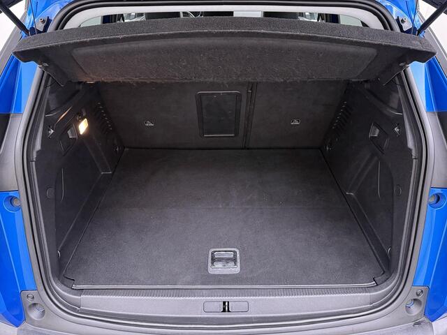Peugeot 3008 1.6 HYbrid 225 Blue Lease Allure - HALF LEDER - NAV - ACHTERUITRIJCAMERA - LED - PARKEERSENSOREN - LICHT METALEN VELGEN
