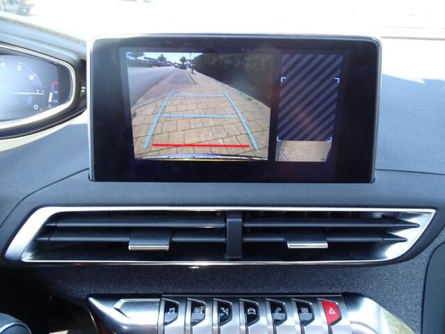 Peugeot 3008 1.2 PURET. BL PREM-131Pk-Automaat-Pano-Schuif-Media-Carplay-Blth-Leer