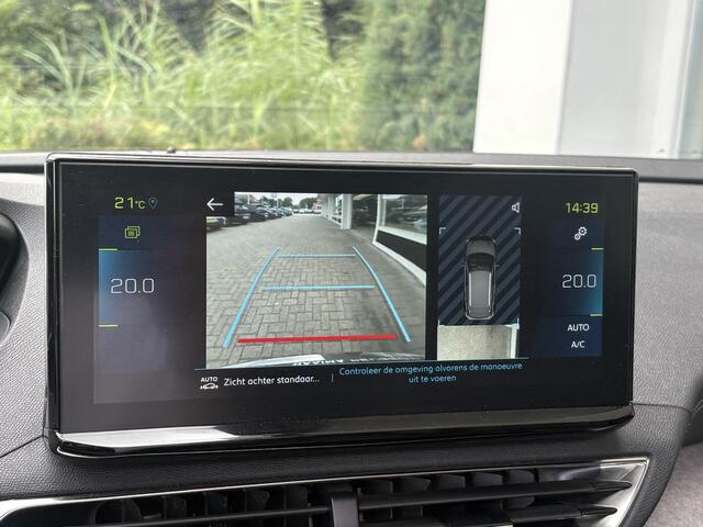Peugeot 3008 1.6 HYbrid4 300 GT | Weinig kilometers | Schuif-/kanteldak | Adaptieve Cruise Control | Achteruitrijcamera | Dodehoek detectie