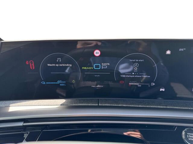 Peugeot 3008 GT 1.6 Plug-in Hybrid 225pk | SCHUIF/KANTELDAK | NAVI | ALCANTARA | CLIMA |