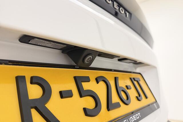Peugeot 3008 1.2 PureTech Allure | 130PK | Trekhaak | Stoelverwarming | Parkeercamera | Parkeersensoren Voor & Achter |