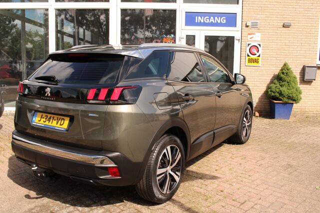 Peugeot 3008 1.2 PureTech Allure
