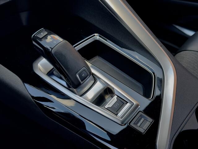 Peugeot 3008 1.6 AUT8 GT-LINE PANODAK LEDER NAVI DIGI-DASH APPLE-CARPLAY LED LMV PDC