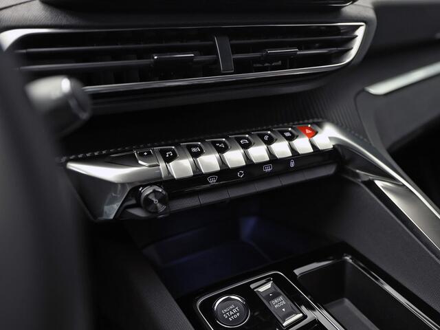 Peugeot 3008 1.6 HYbrid 225 Allure Sport 225Pk Automaat (APPLE CARPLAY, GROOT NAVI, 360 CAMERA, GETINT GLAS, SPORTSTOELEN, LEDER, ZWART HEMEL, LANE ASSIST, NIEUWSTAAT)