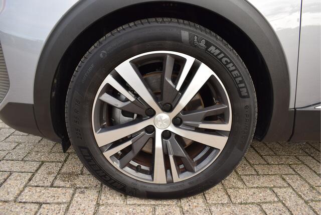 Peugeot 3008 1.6 HYbrid 180 Allure | NAVI | Camera | LED